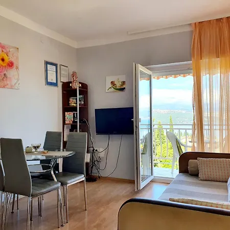 Bonavista Apartment